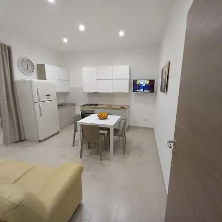 Holiday home Ca'rina House Aradeo