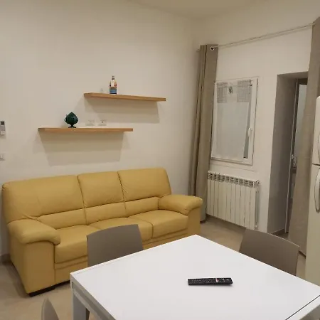 Ca'rina House Holiday home Aradeo